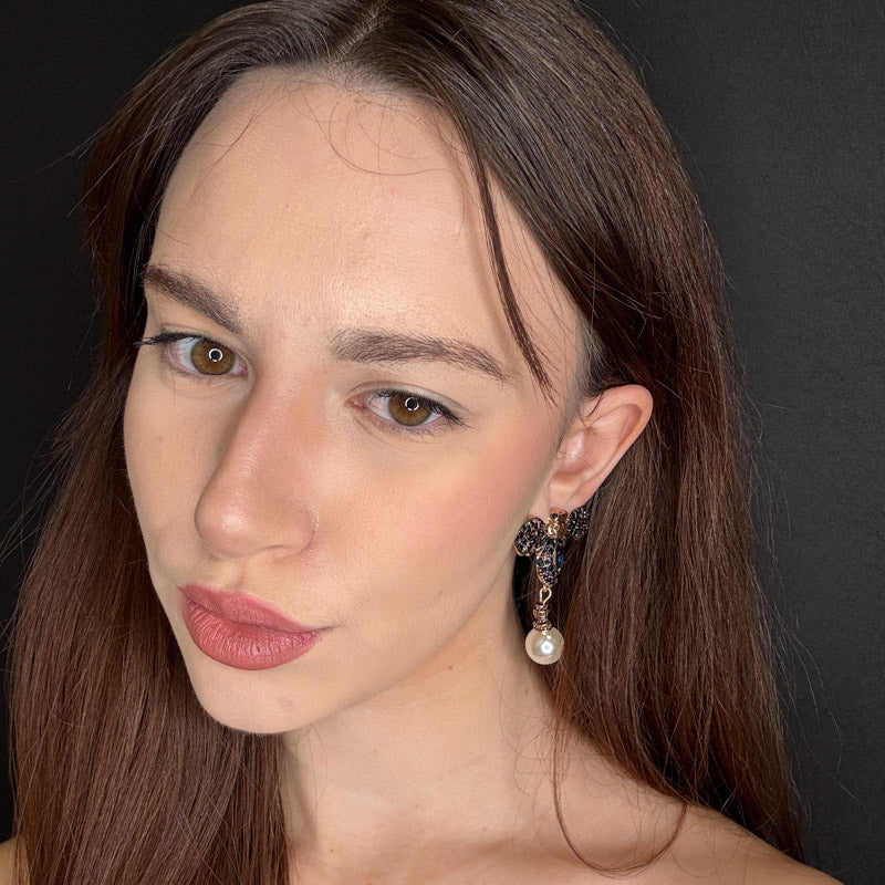 Mosca Reale con perla