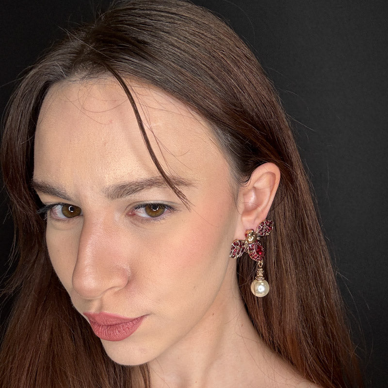 Mosca Reale con perla