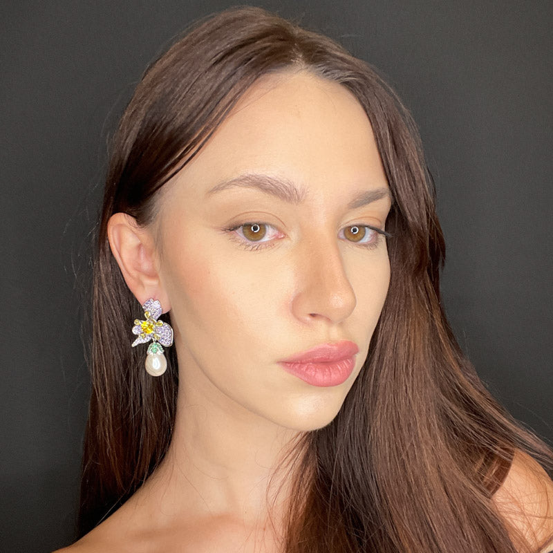 Fiore lillac di pavè con perla