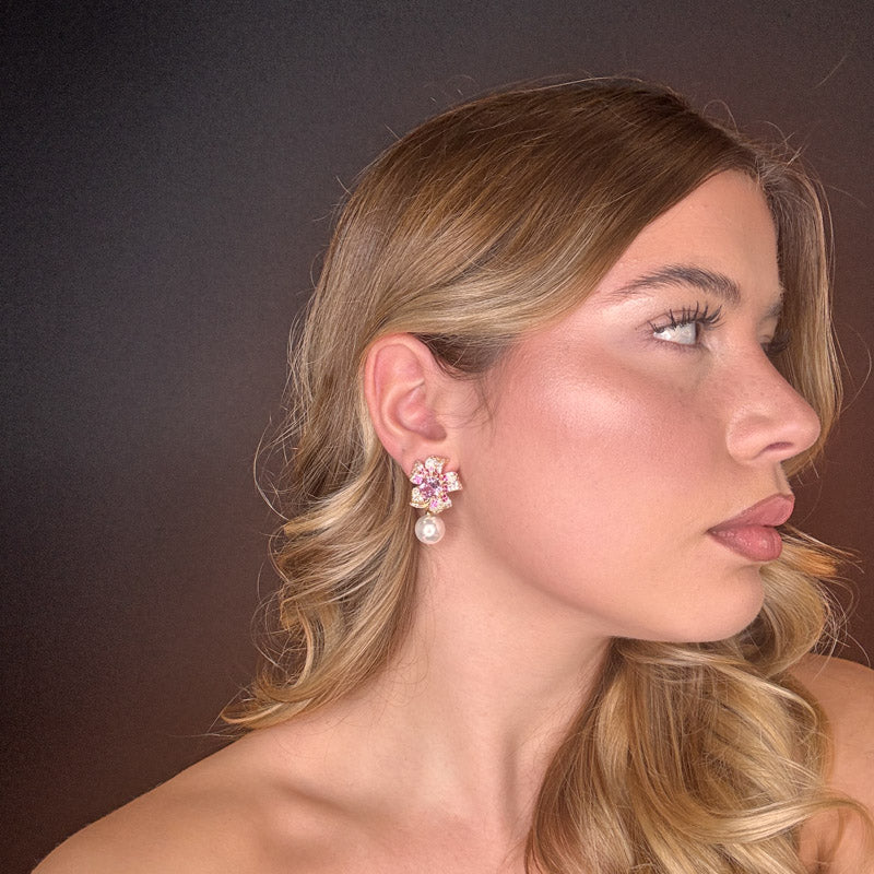 Palestro Milano Orecchini Fiore pistillo di pavè con perla