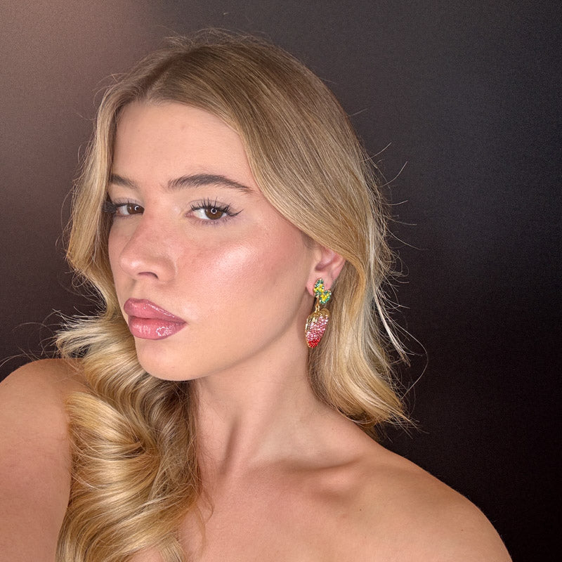 Fragole di bosco di zirconi