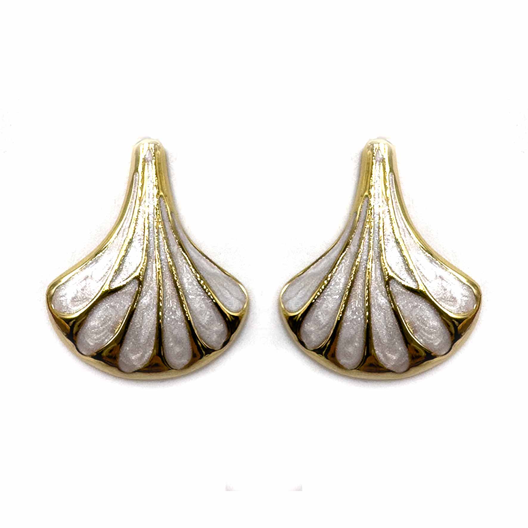 Palestro Milano Orecchini Bianco Conchiglie Perlate
