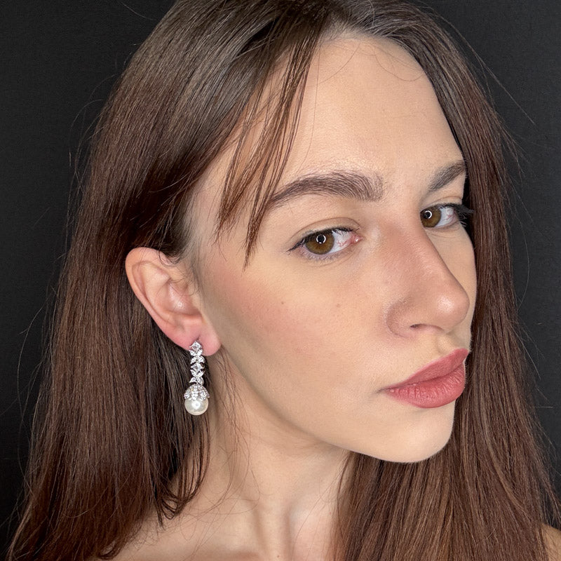 Palestro Milano Orecchini Mini cristalli pendenti con perla