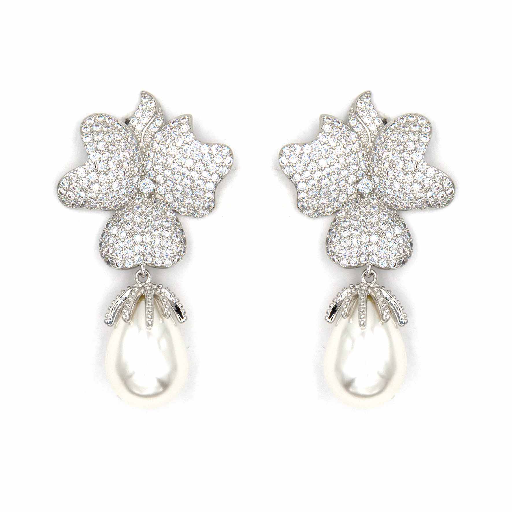 Palestro Milano Orecchini Silver Pavè di Zirconi con perla