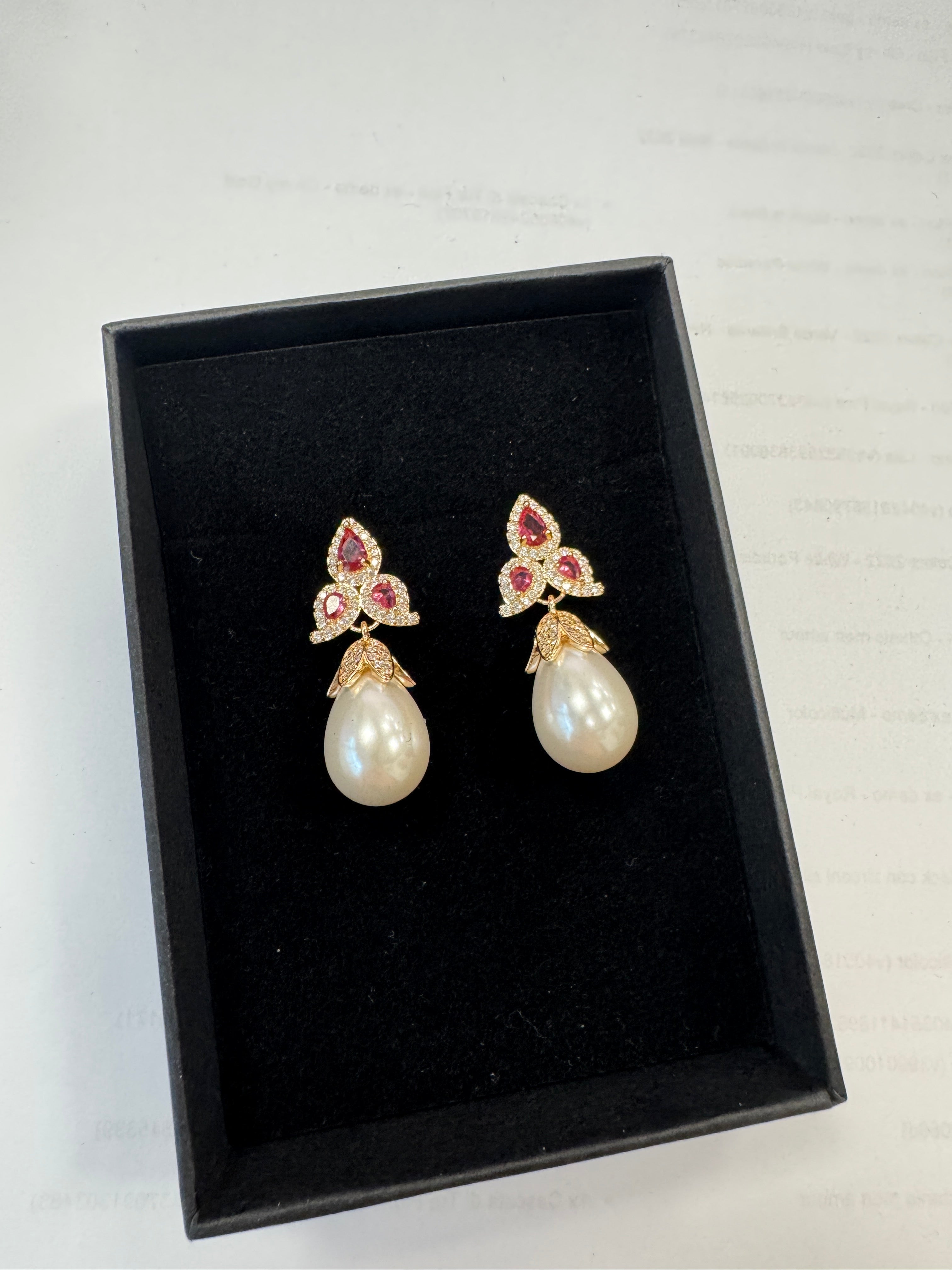 Palestro Milano Orecchini Trio di gocce con perla