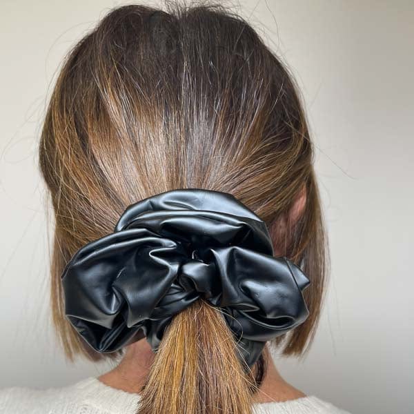 Palestro Milano Fasce per capelli/cerchietti Total Black Fiocchetti in Ecopelle