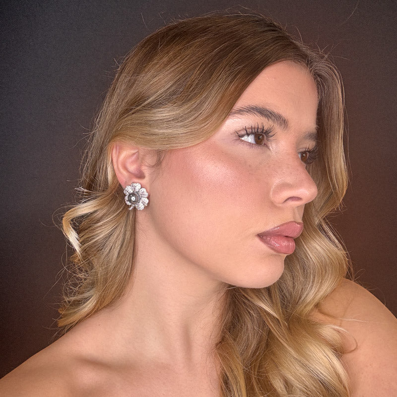 Palestro Milano Orecchini Esafogli con Perla