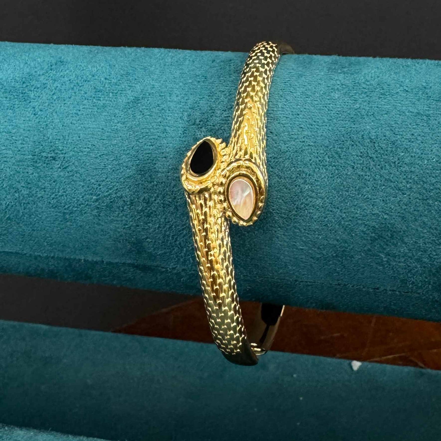Bracciale in Pitone con Due Gemme
