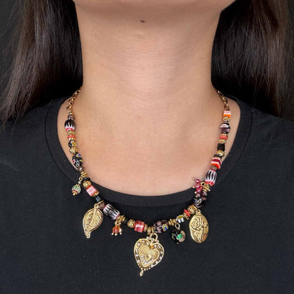 Collana di Dipinti con Charms