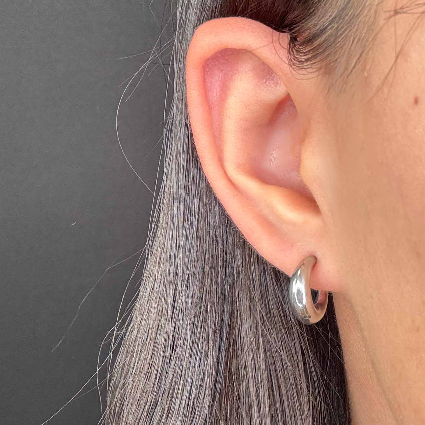 Gilda Slim Hoops