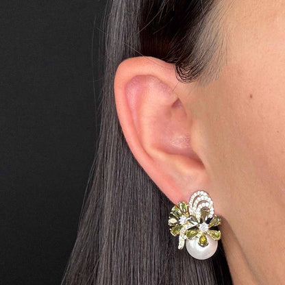 Mini Flowers With Pearls