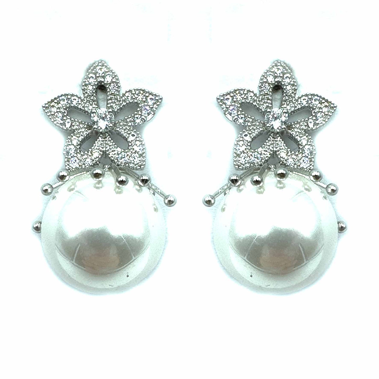 Stellina di pavè con perla