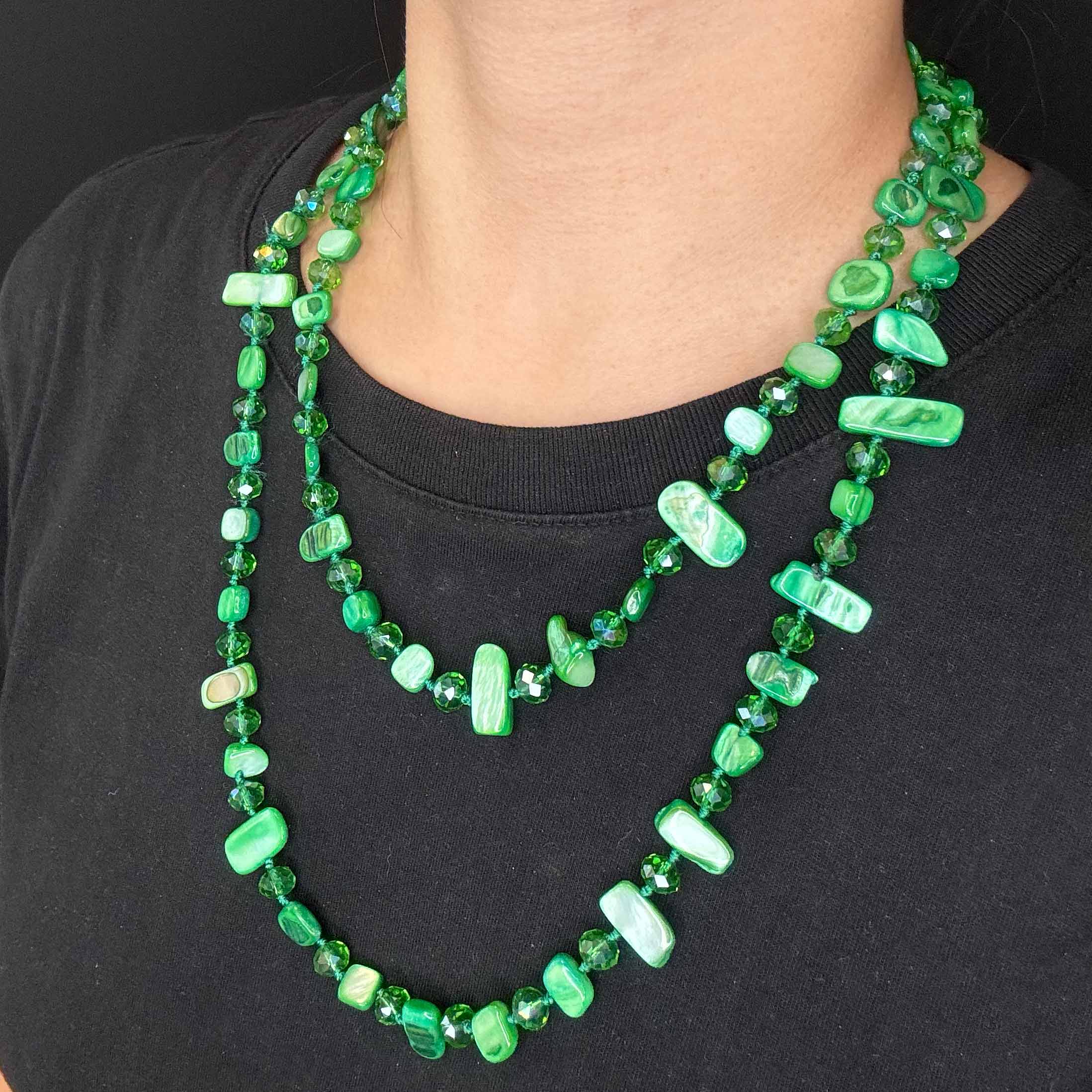 Collana di Mini Pietre Colorate