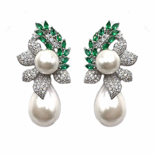 Fiore con perla a pistillo smeraldo