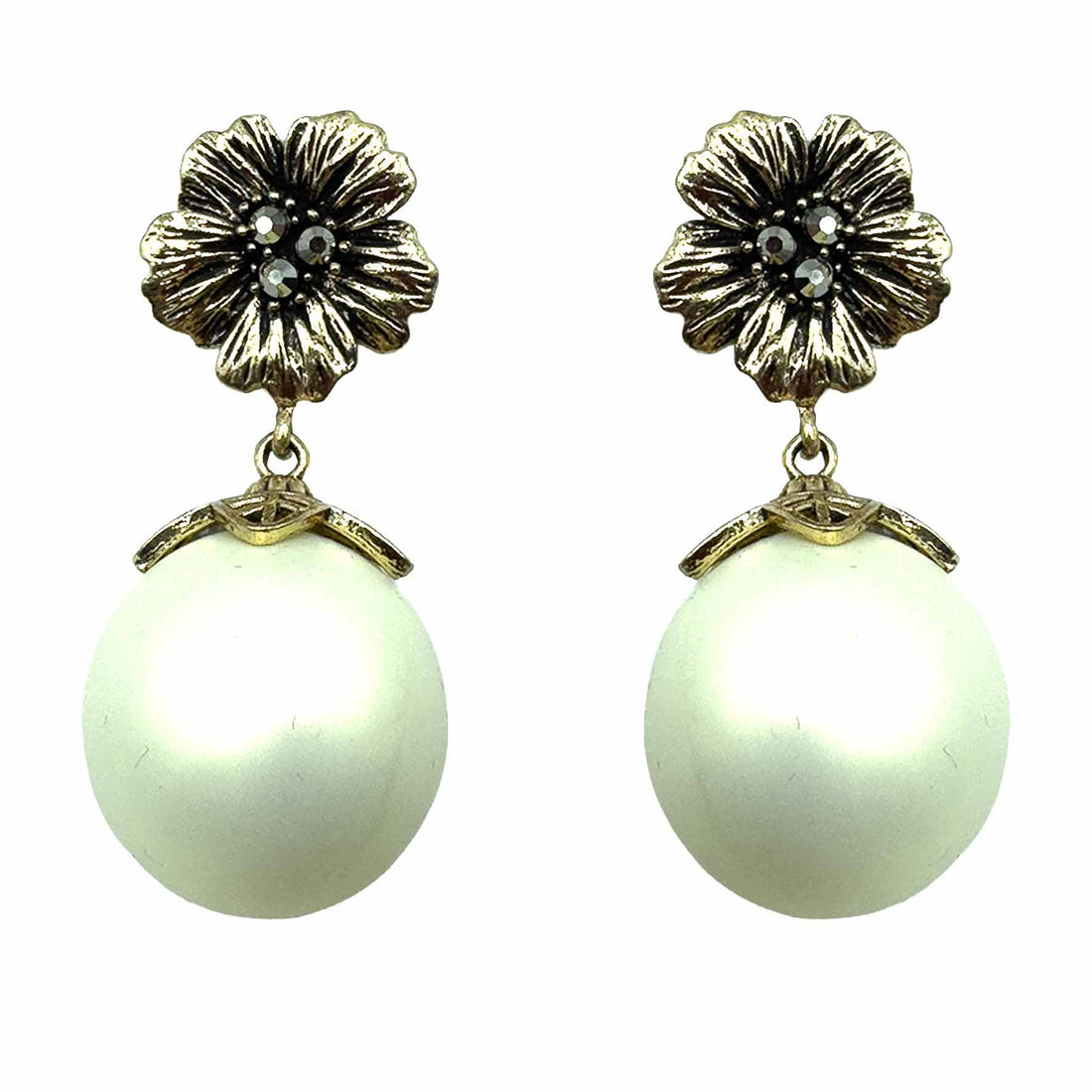 Palestro Milano Orecchini Perla Crema Fiore d&