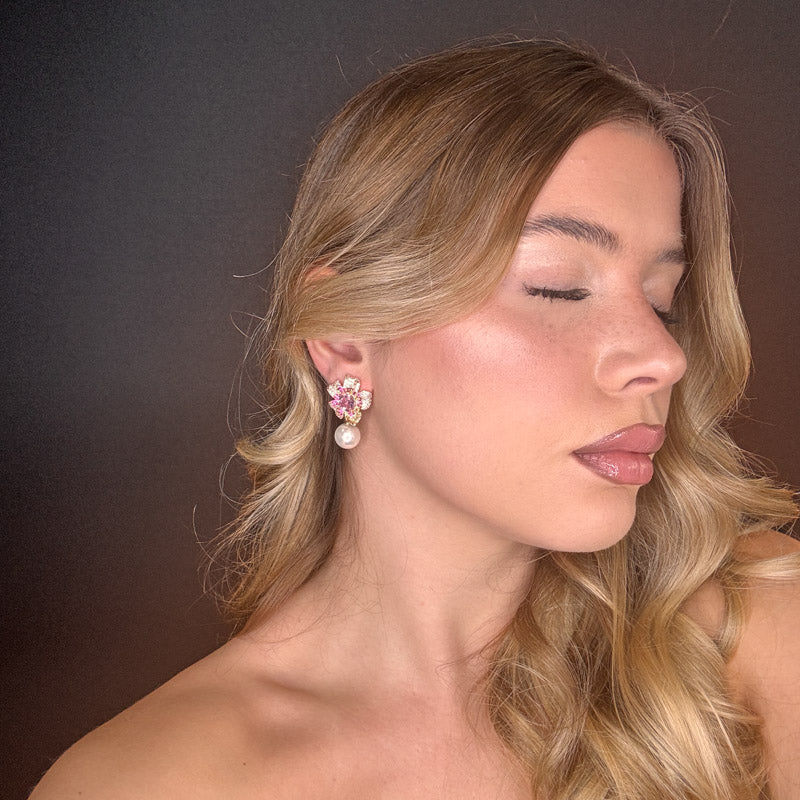 Palestro Milano Orecchini Fiore pistillo di pavè con perla