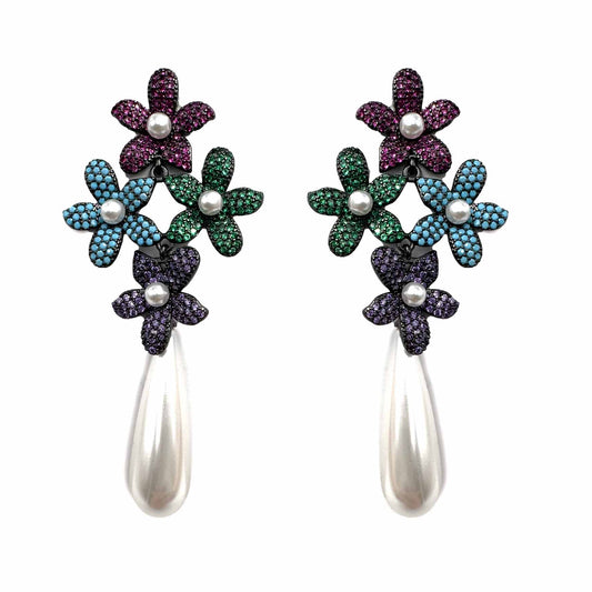 Mazzo di margherite con perla pendente