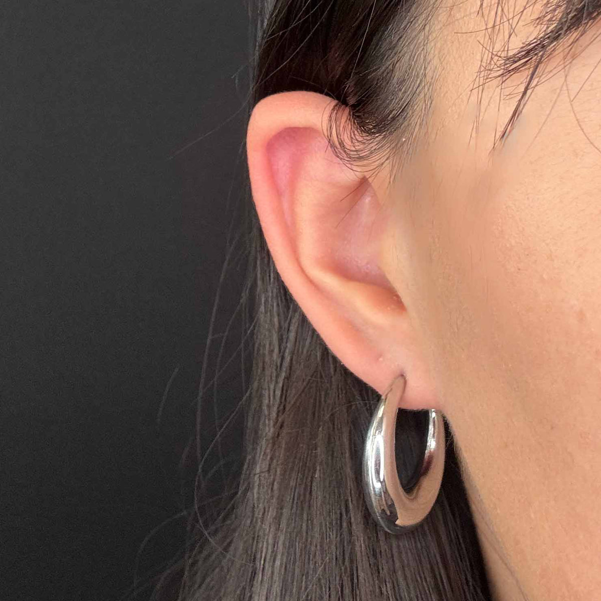 Gilda Slim Hoops