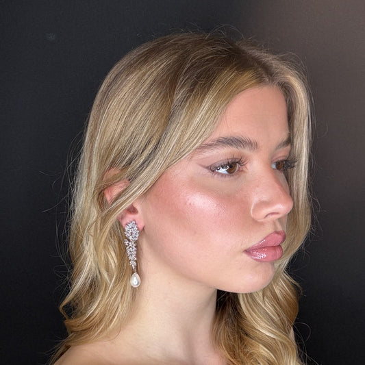 Palestro Milano Orecchini Cascata di cristalli con perla