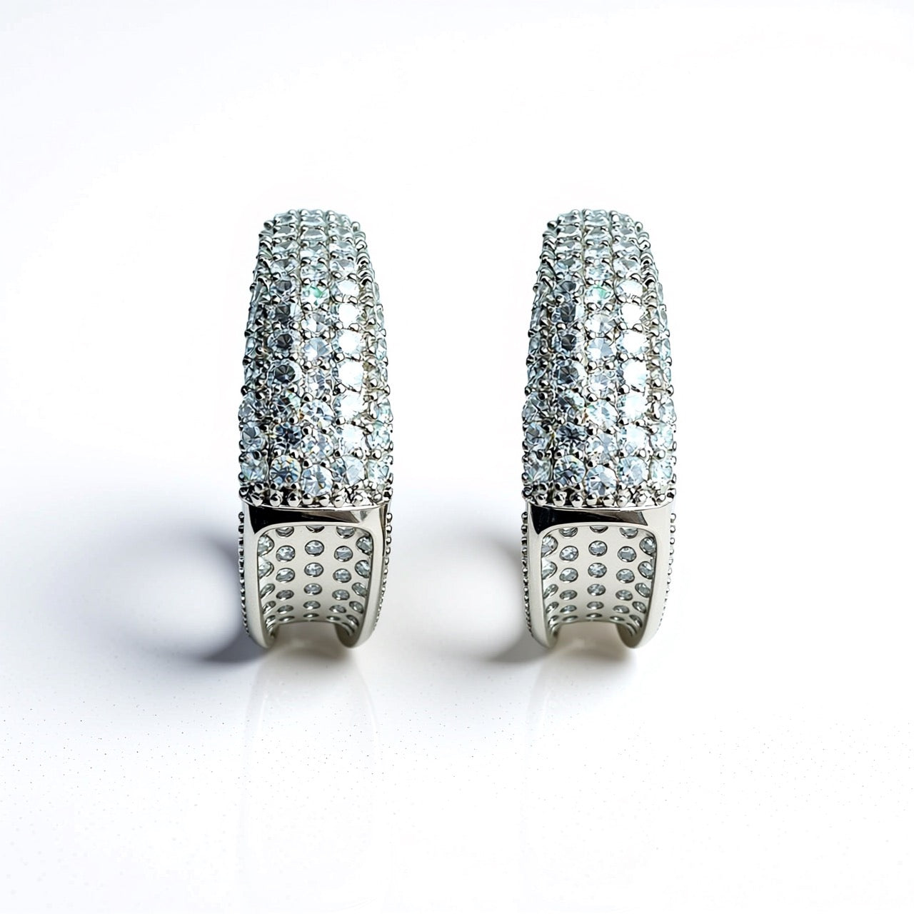 Palestro Milano Orecchini Cerchi Preziosi di Pavè