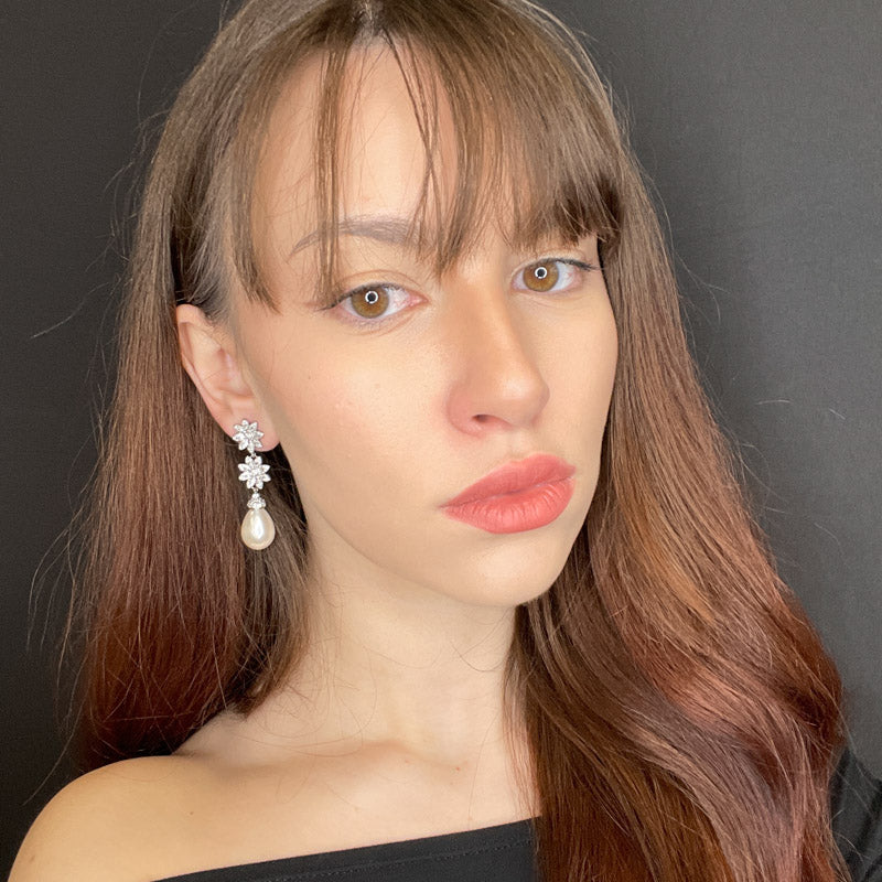 Palestro Milano Orecchini Doppio fiorellino con perla