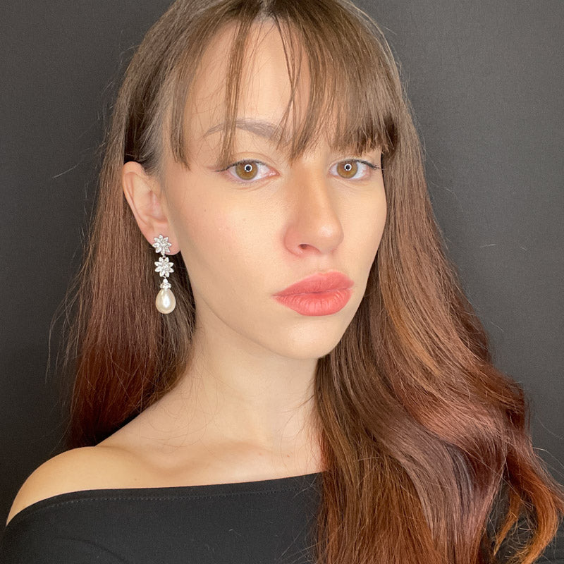 Palestro Milano Orecchini Doppio fiorellino con perla