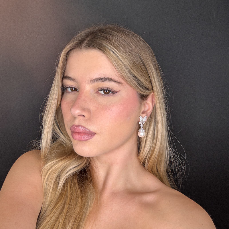 Palestro Milano Orecchini Farfalline di pavè con perla