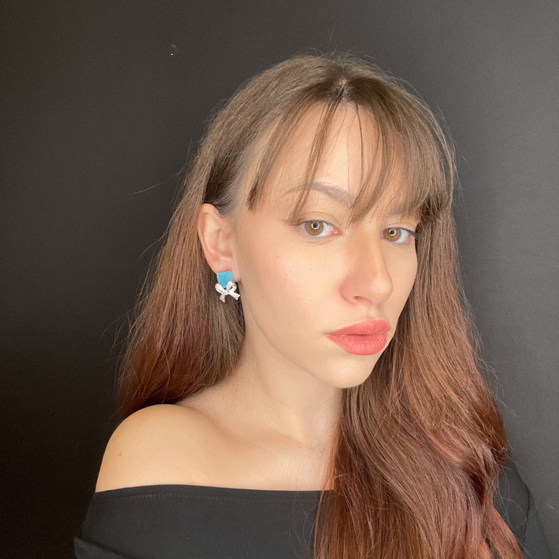 Palestro Milano Orecchini Fiocchetto con pietra quadrata