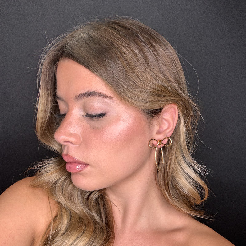 Palestro Milano Orecchini Fiocchi di filo dorato