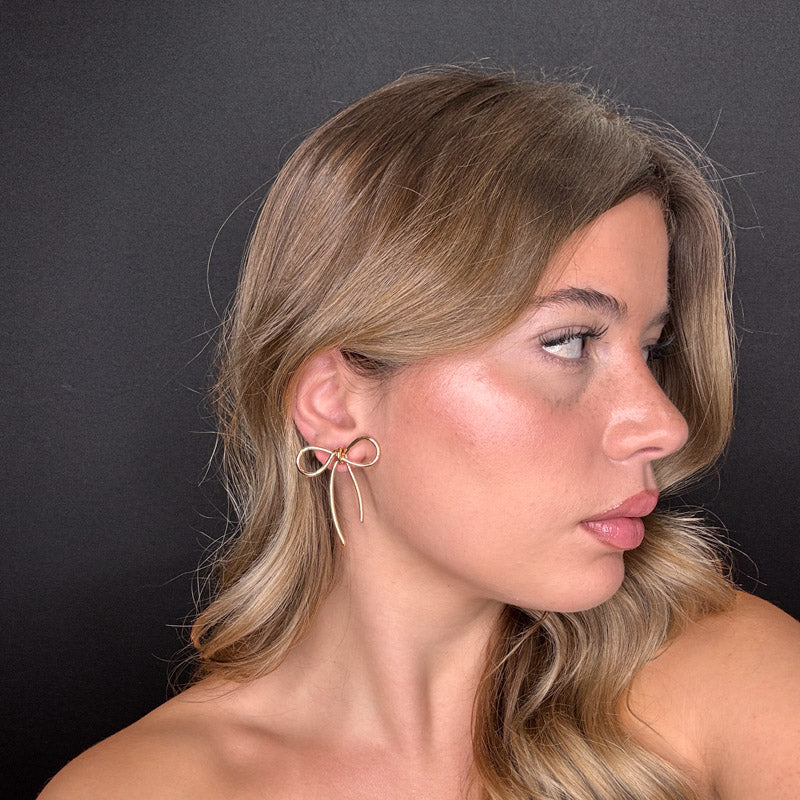 Palestro Milano Orecchini Fiocchi di filo dorato