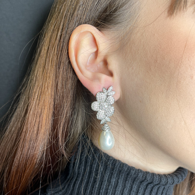 Palestro Milano Orecchini Fiore con perla a goccia