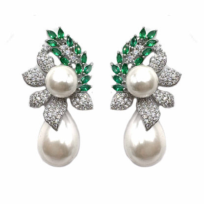 Palestro Milano Orecchini Fiore con perla a pistillo smeraldo