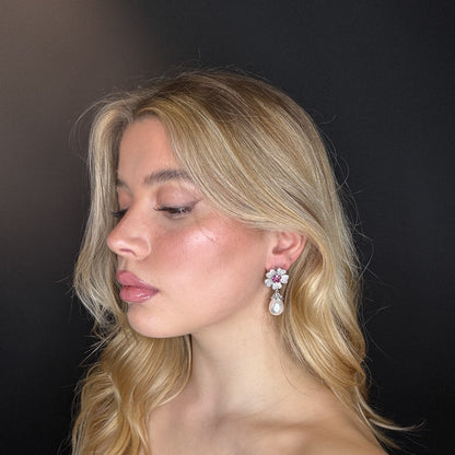 Palestro Milano Orecchini Fiore con pistillo fucsia e perla