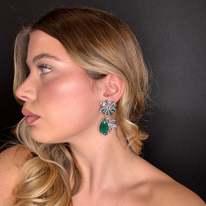 Palestro Milano Orecchini Fiore di Pavè con Goccia Smeraldo