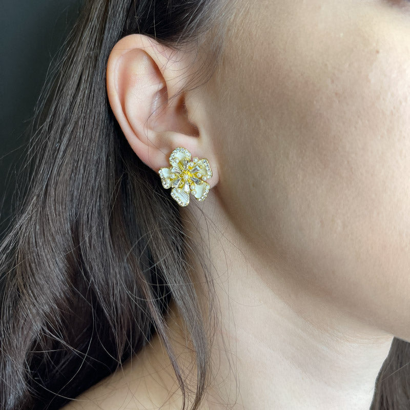 Palestro Milano Orecchini Fiorellini con perline