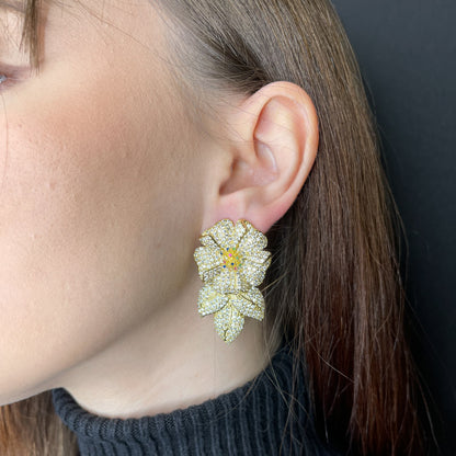 Palestro Milano Orecchini Fiorellino con foglia total gold