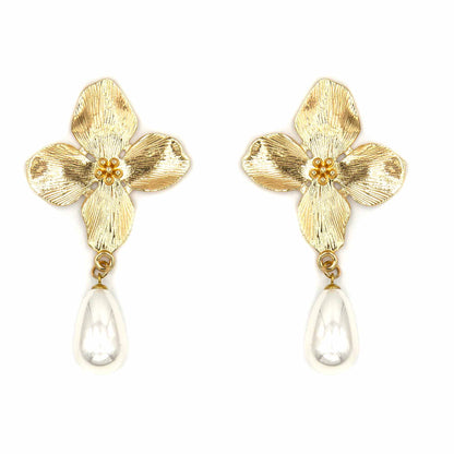 Palestro Milano Orecchini Fiorelloni con perla