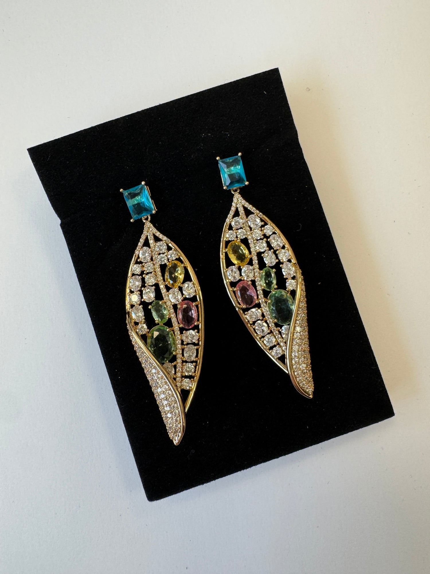 Palestro Milano Orecchini Foglie di pavè multicolor