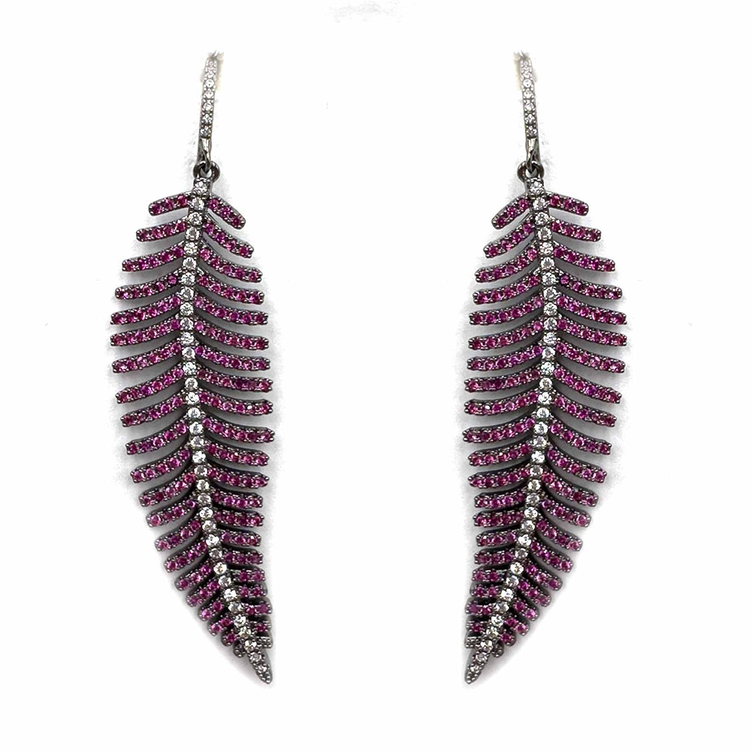 Palestro Milano Orecchini Fucsia Piume di pavè
