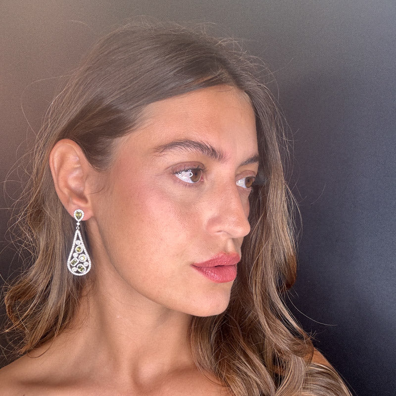 Palestro Milano Orecchini Gocce di Pavè e Pietre Preziose