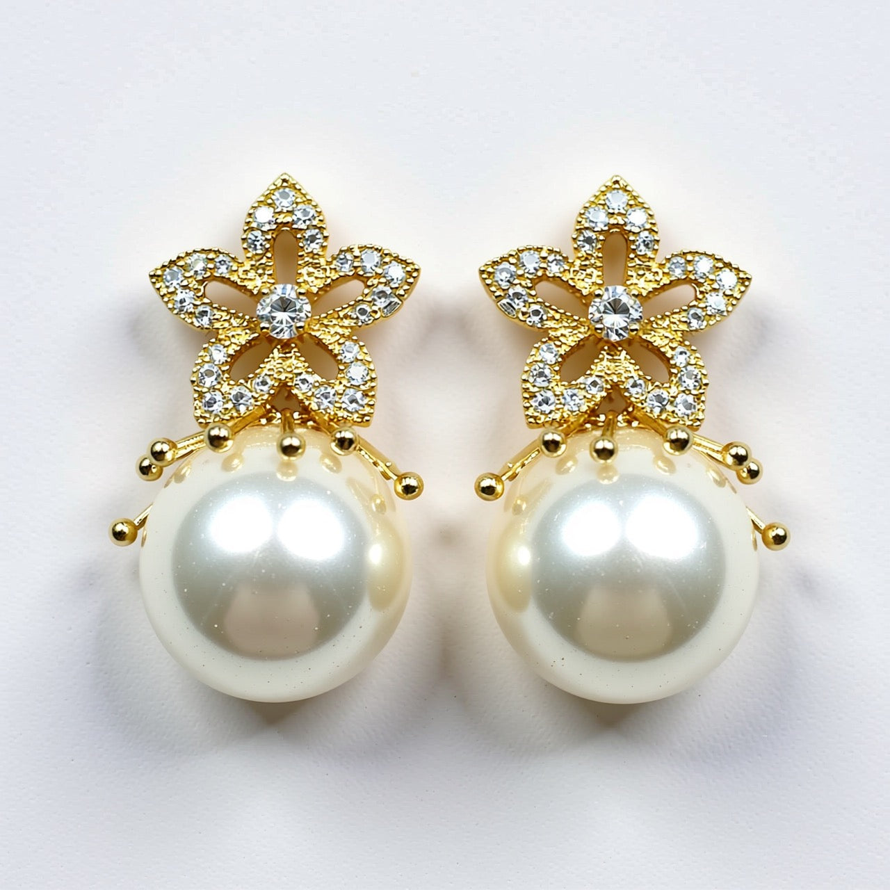 Palestro Milano Orecchini Gold-Bianco Stellina di pavè con perla