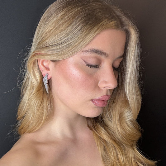 Palestro Milano Orecchini Luce diagonale