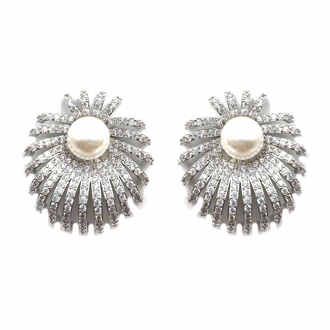 Palestro Milano Orecchini Pavè cristallo con perla centrale