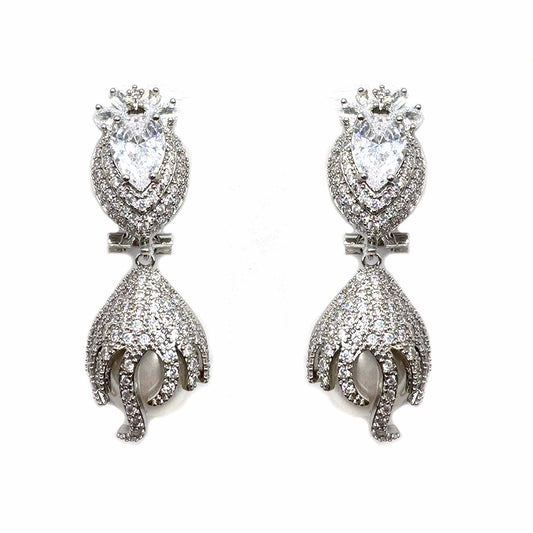 Palestro Milano Orecchini Perle ricoperte di zirconi