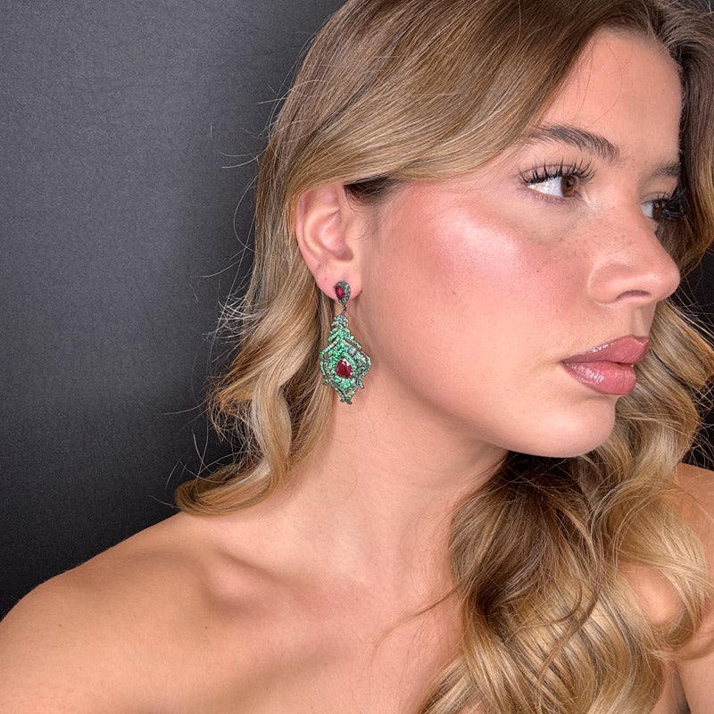 Palestro Milano Orecchini Piuma Ornamentale