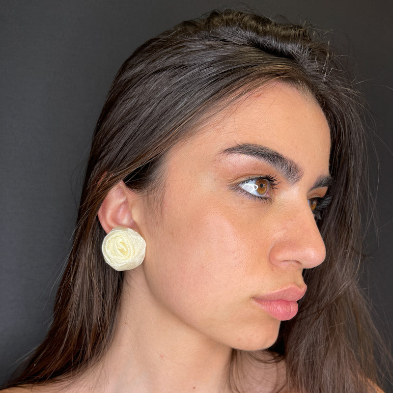 Palestro Milano Orecchini Roselline di tulle