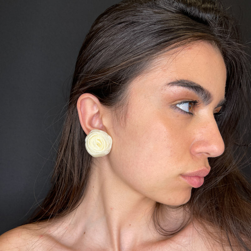 Palestro Milano Orecchini Roselline di tulle