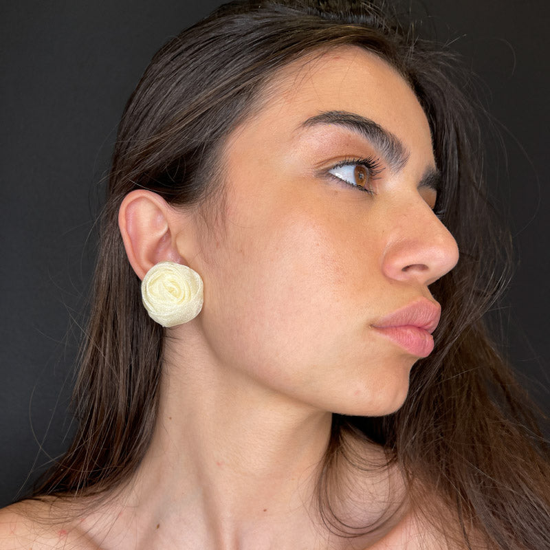 Palestro Milano Orecchini Roselline di tulle