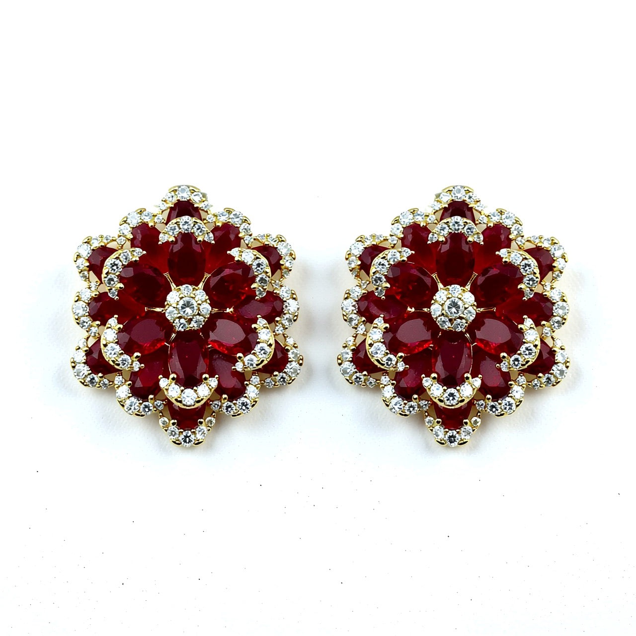 Palestro Milano Orecchini Rosso Rubino Margherite di pavè