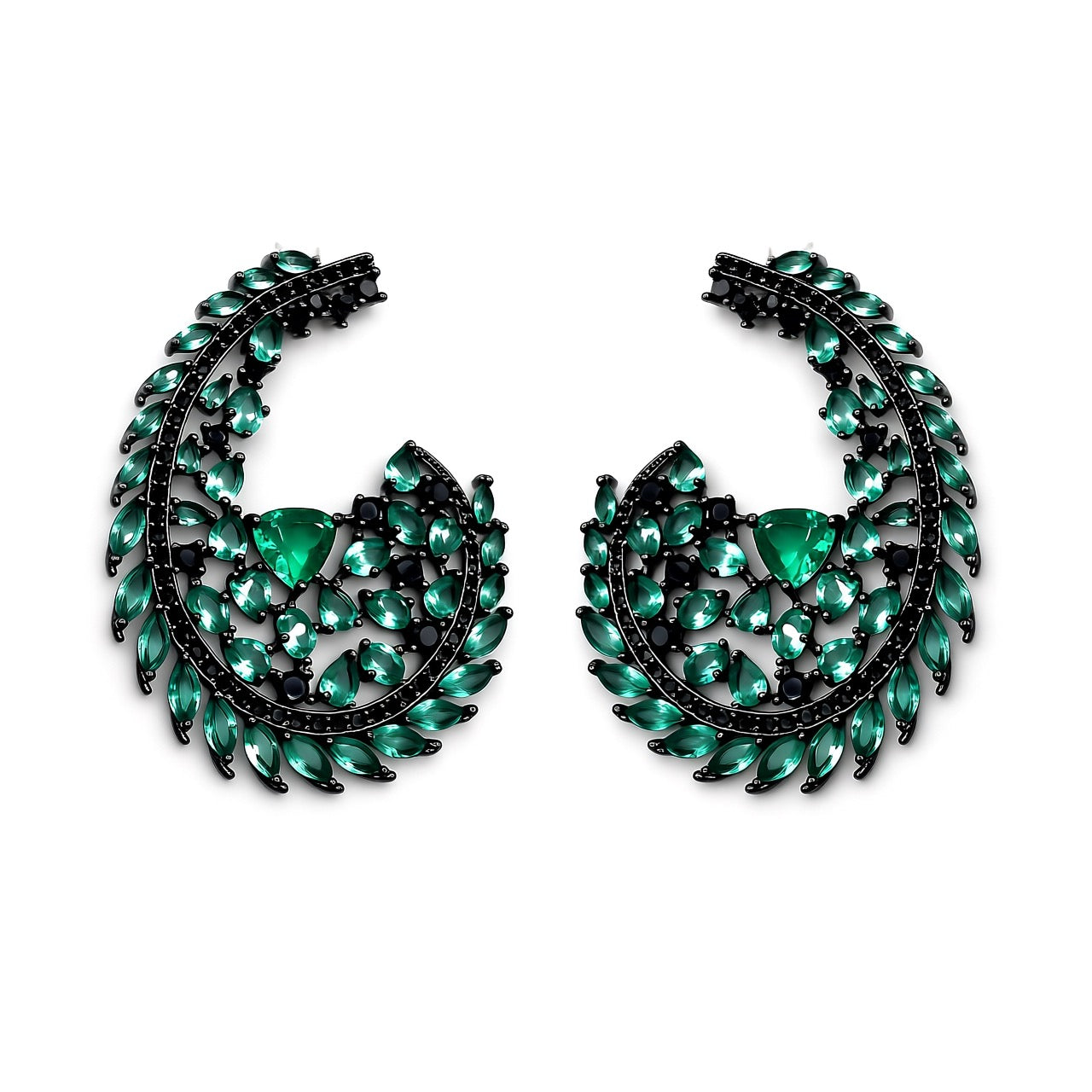 Palestro Milano Orecchini Semicerchi di pavone